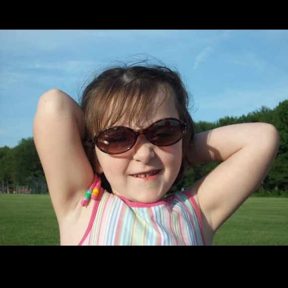 Meet your Posher, Julianna - Picture 1 of 1